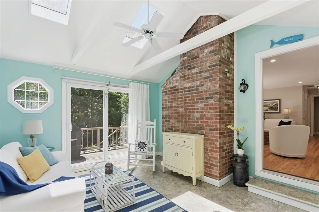 Photo of 8 Emerald Way