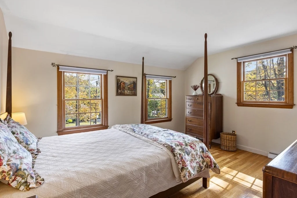 Photo of 349 Arlington St