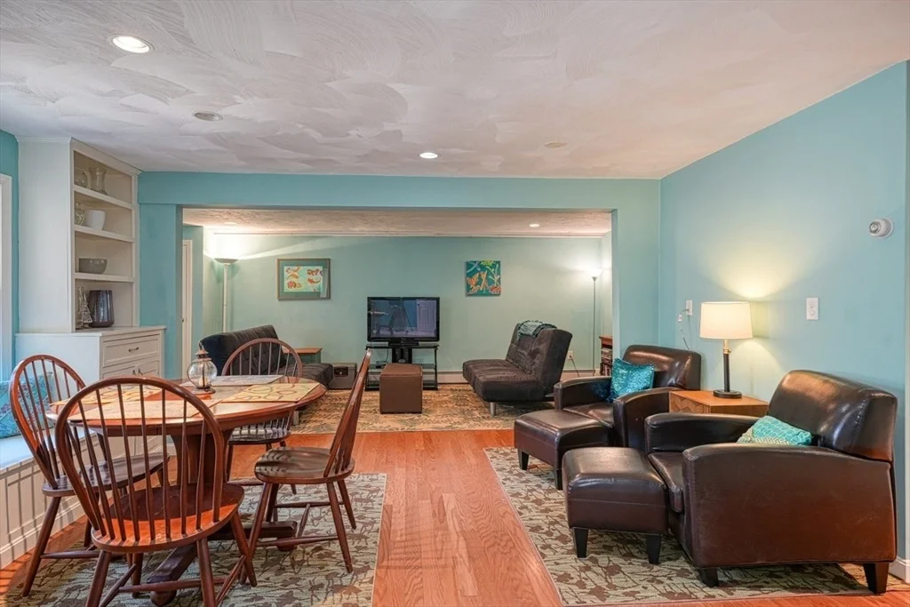 Photo of 166 Willowgate Rise