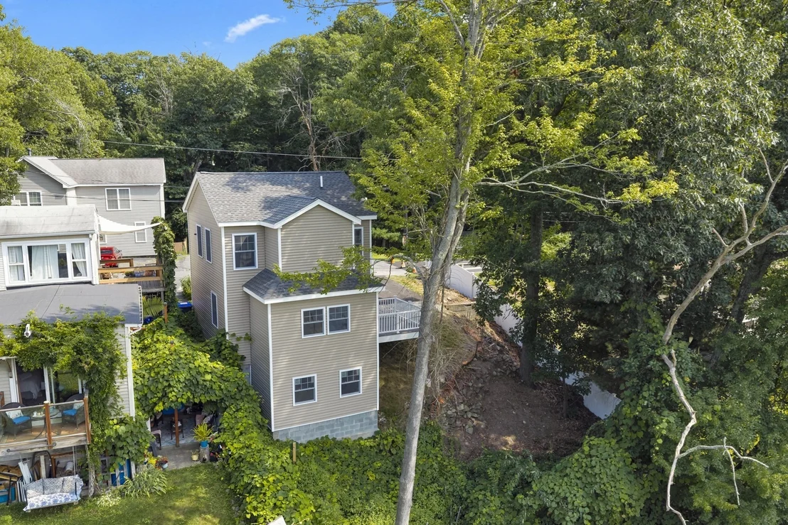 Photo of 14 Hillside Rd