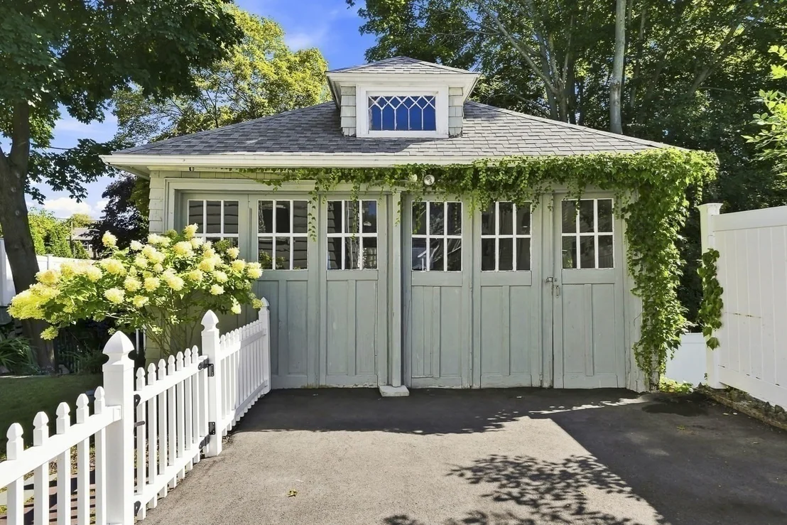 Photo of 23 Brooklawn Terrace