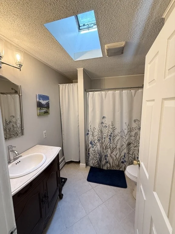 Photo of 48 Vincent Cir