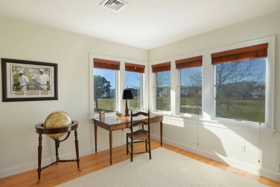 Photo of 125 Shore Dr W