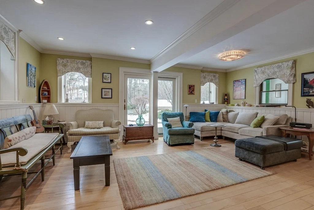 Photo of 46 Warren Avenue