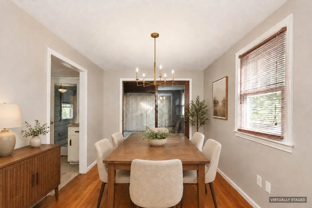 Photo of 15 Blue Jay Avenue