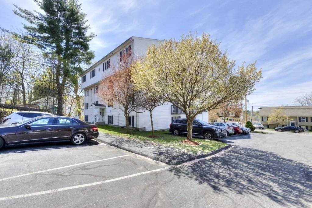 Photo of Unit 21B at 48 Gibbs St