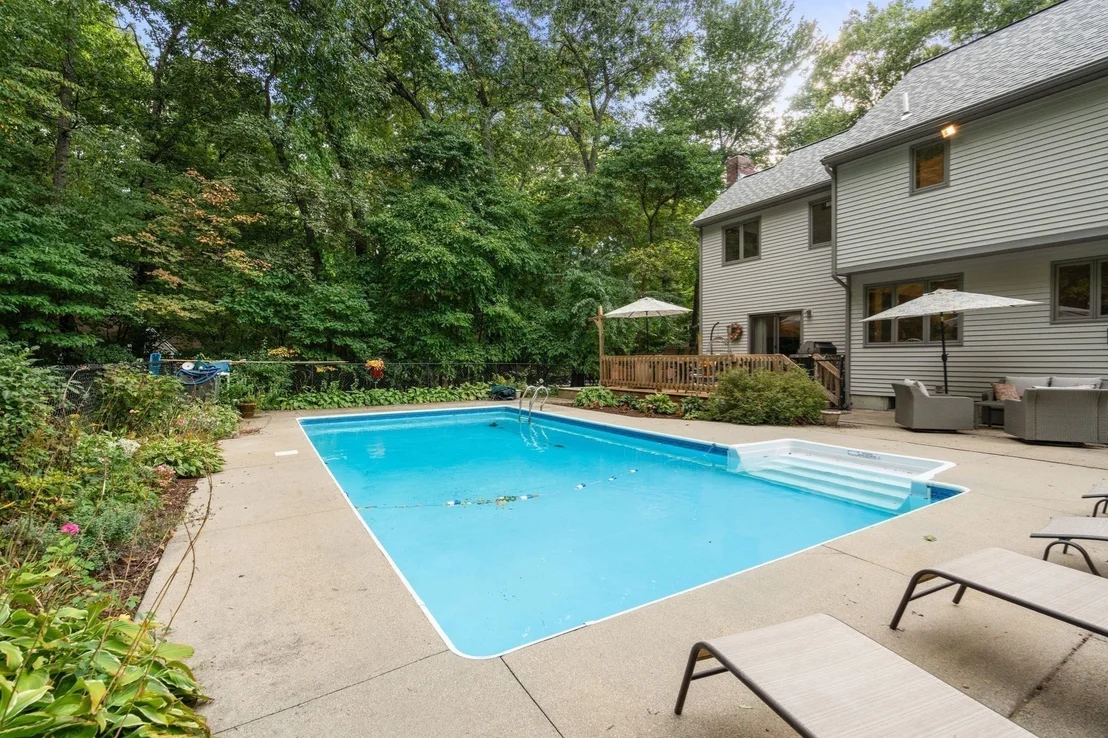 Photo of 31 Raymond Way