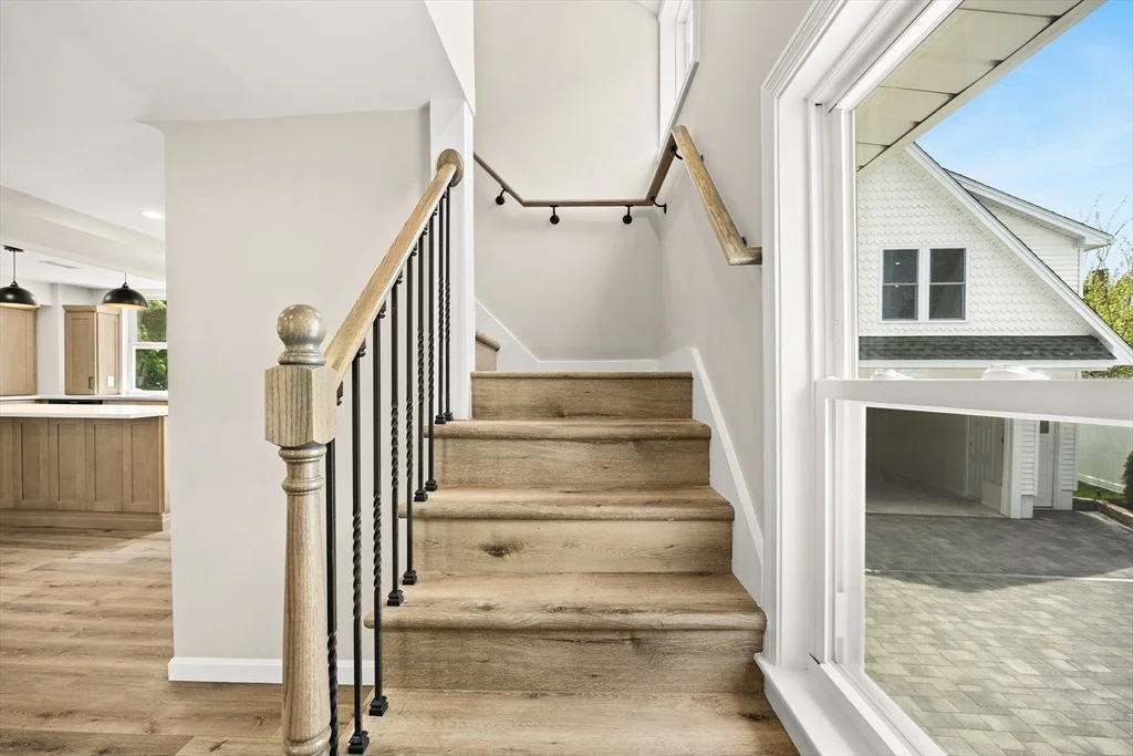 Photo of 7 Somerville Ave