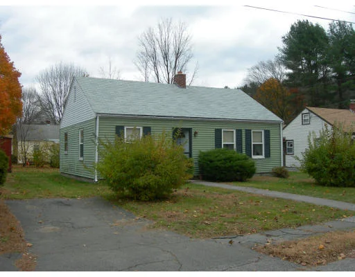Photo of 2 Pinecrest Ter