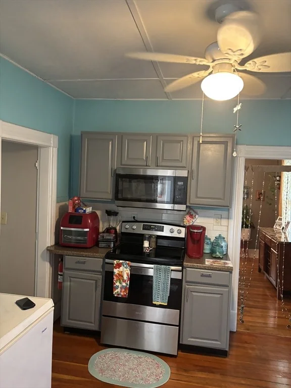 Photo of 139 Tiffany St