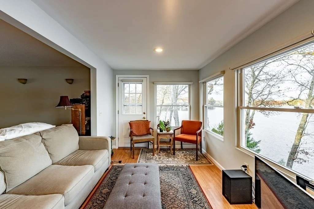 Photo of 24 Shore Rd