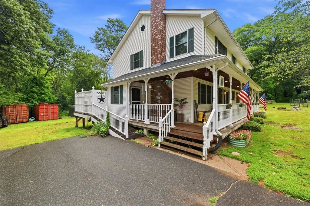 Photo of 10 Lyman Barnes Rd