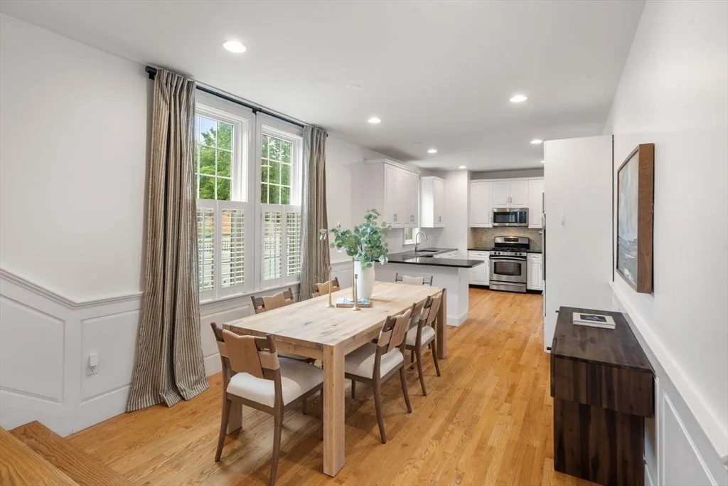 Photo of 155 Oak Street