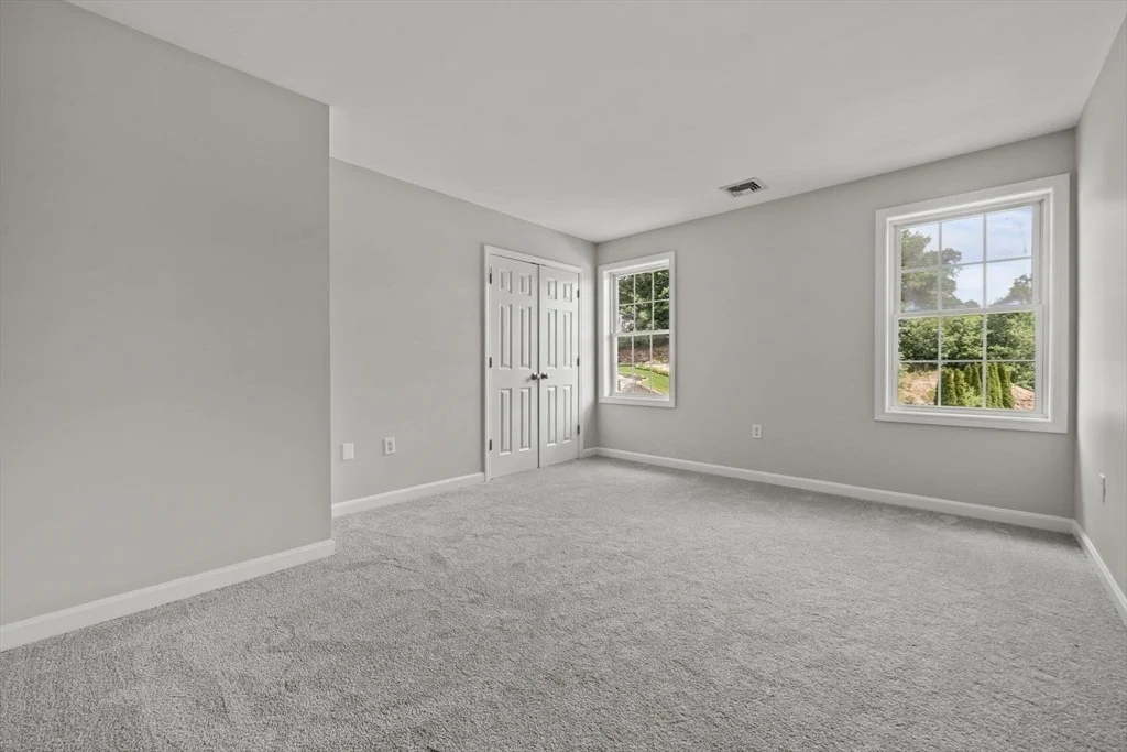 Photo of 8 Woods Hill Cir