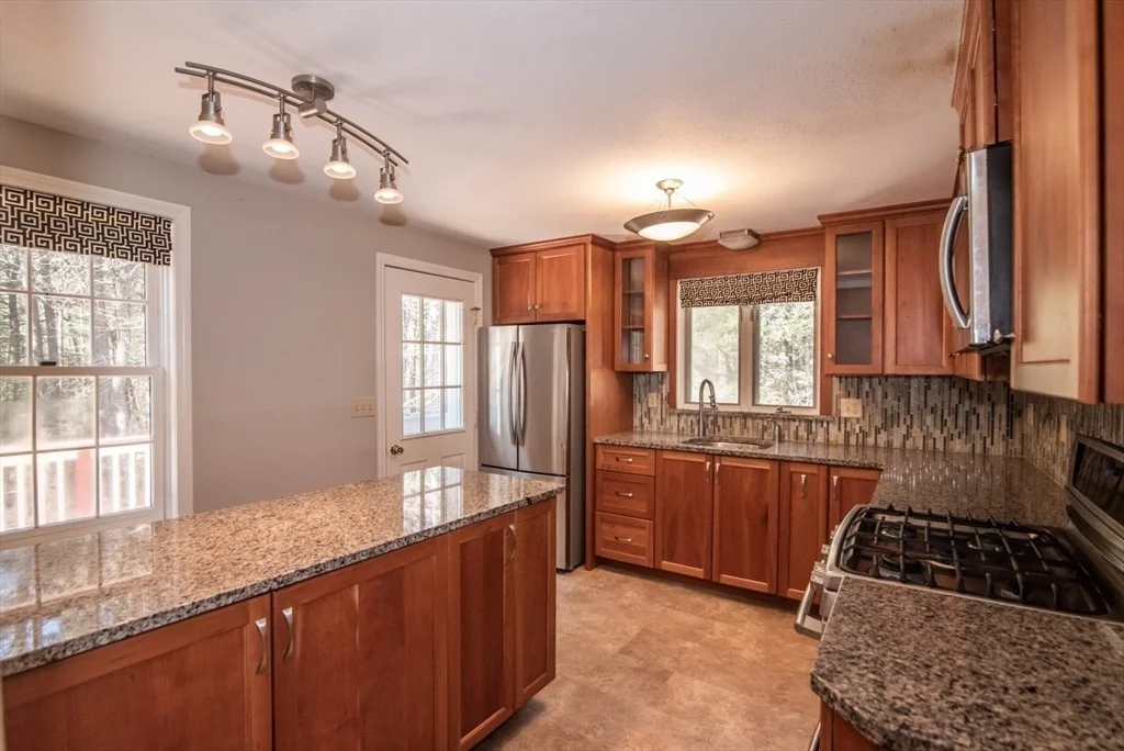 Photo of 49 Kristin Dr