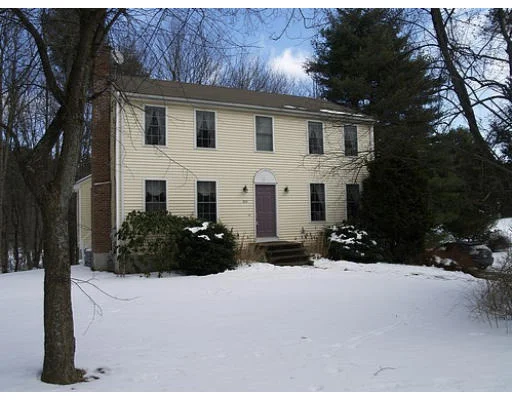 Photo of 853 Pond Street