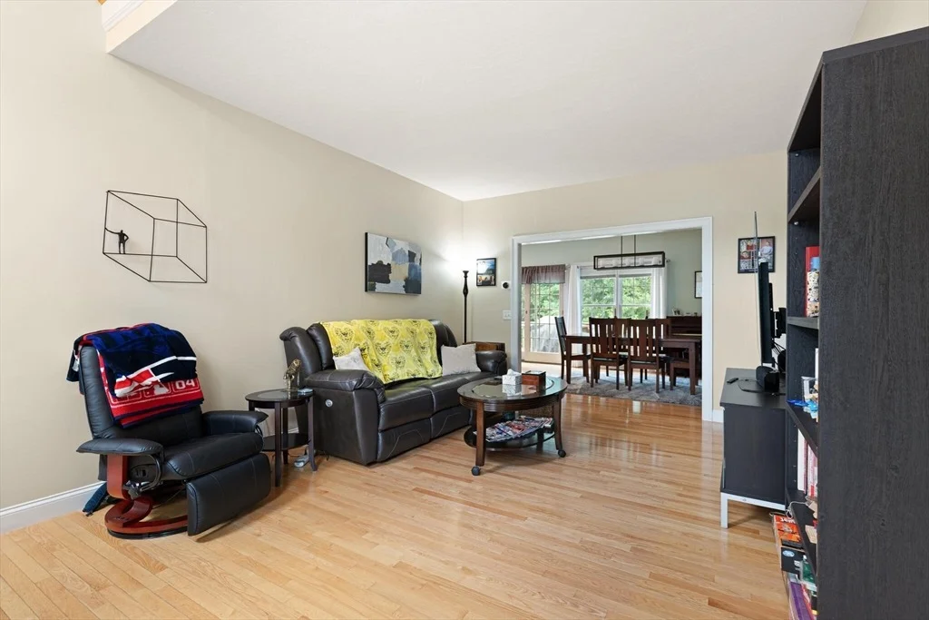 Photo of Unit 3 at 3 Knowlton Cir