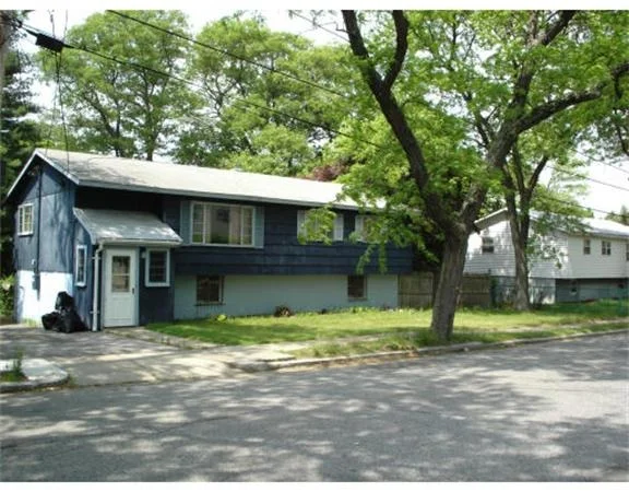 Photo of 53 Leighton Rd