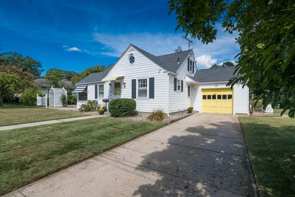 Photo of 4 Gleason Rd