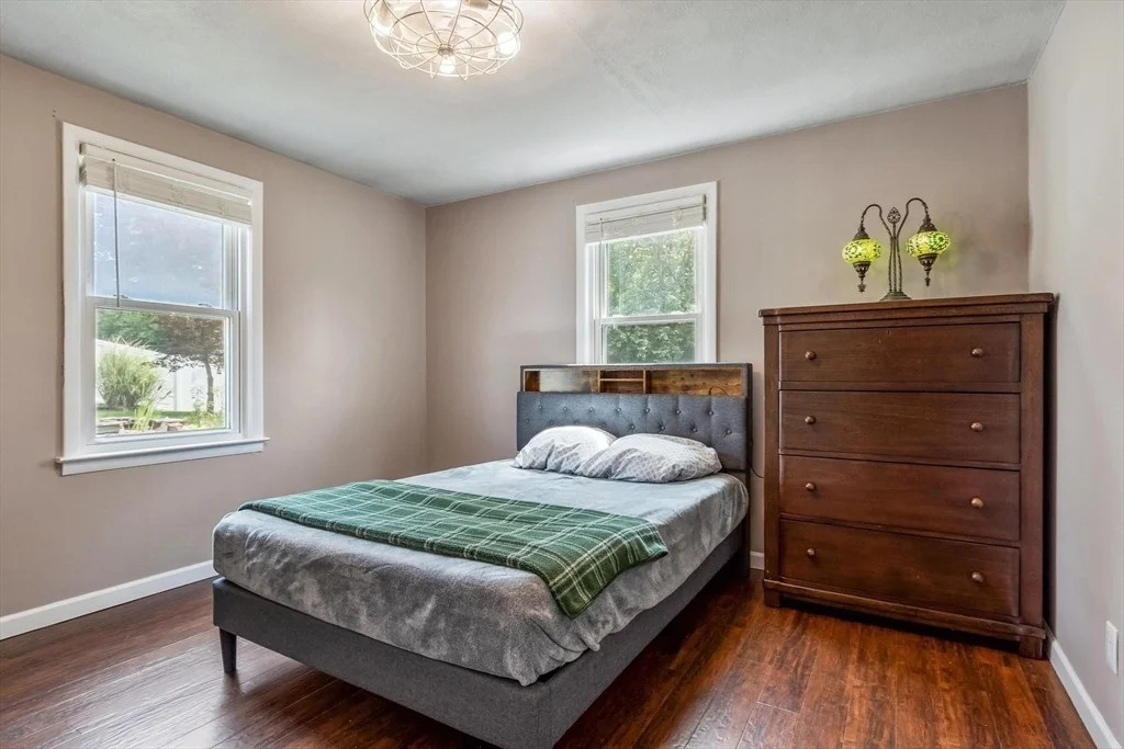 Photo of 15 Pinebrook Dr