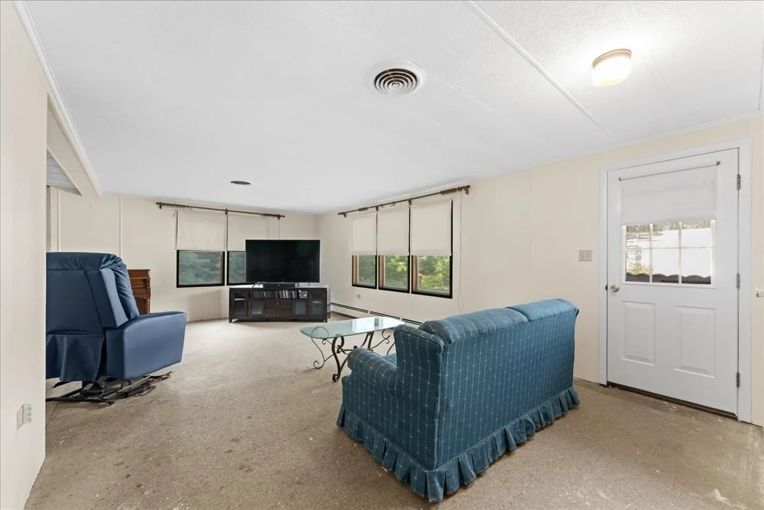 Photo of 36 Silver Birch Ln