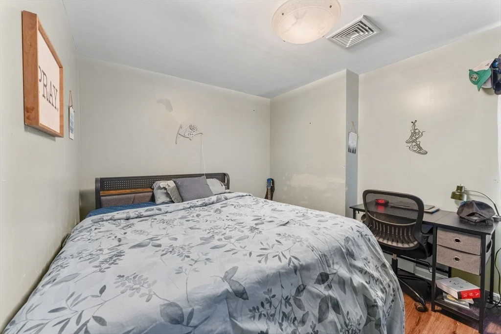 Photo of 152 Harding St