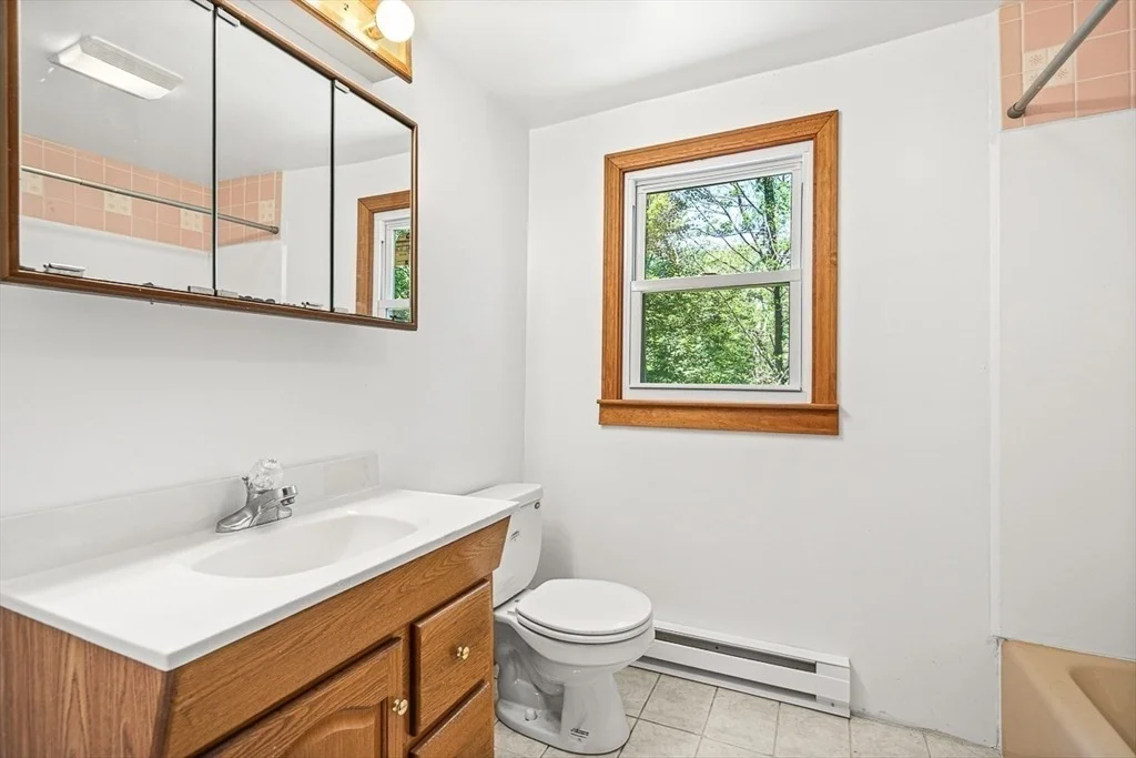 Photo of 98 G Street