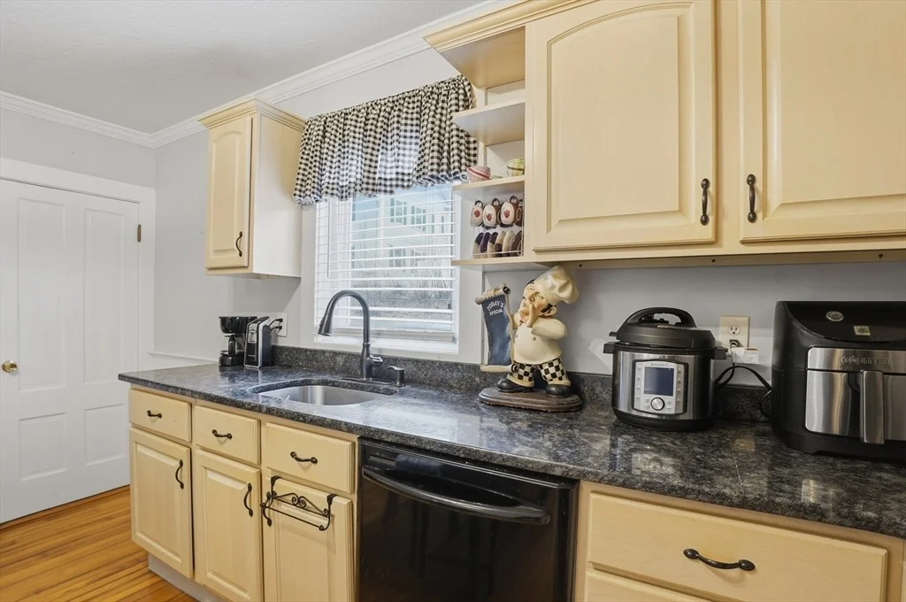 Photo of 23 Dryden Street