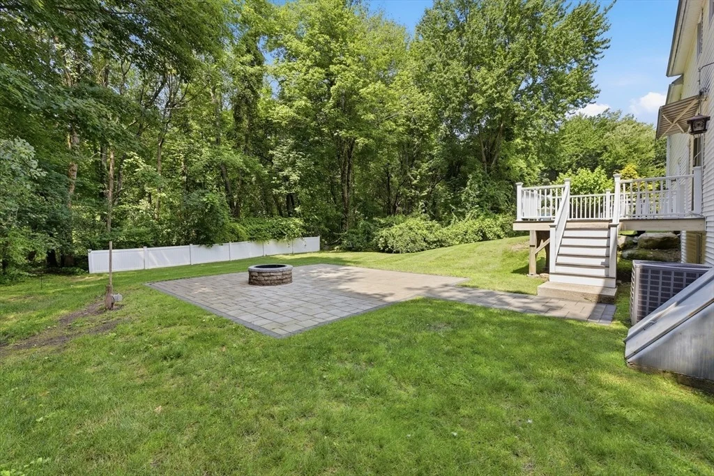 Photo of 139 Autumn Rd