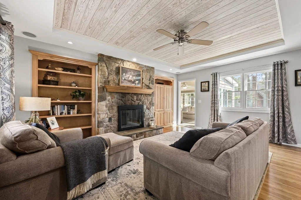 Photo of 9 Metacomet Road