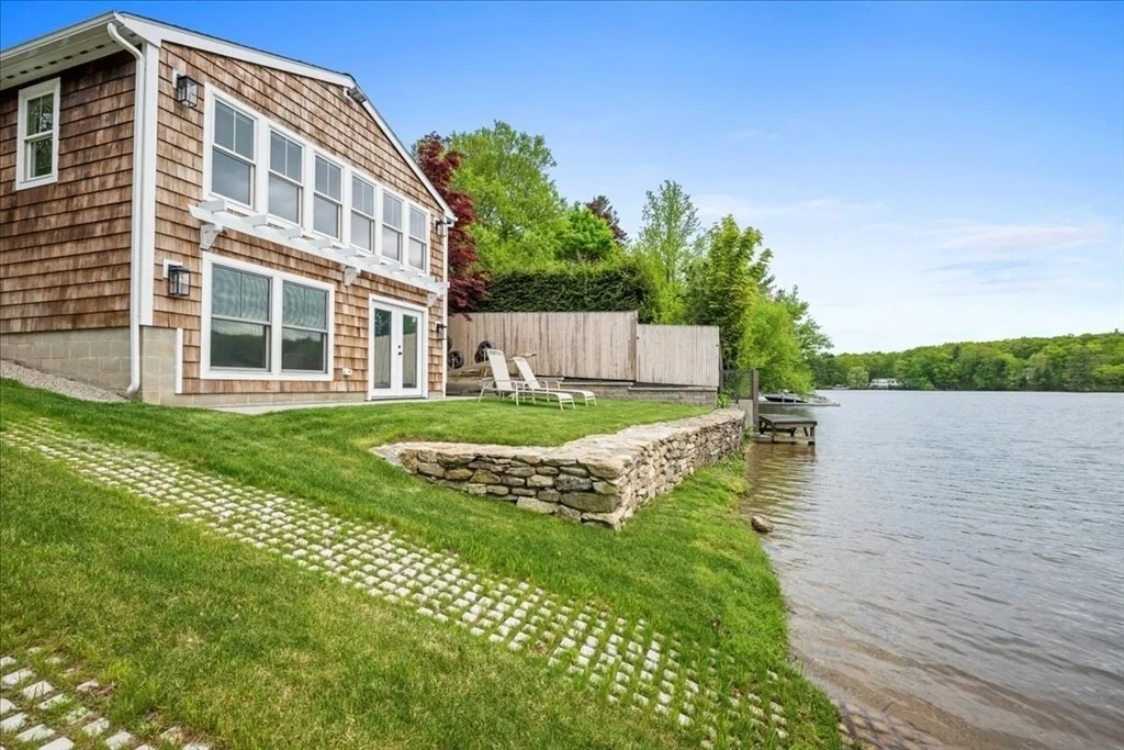 Photo of 166 Klondike Road