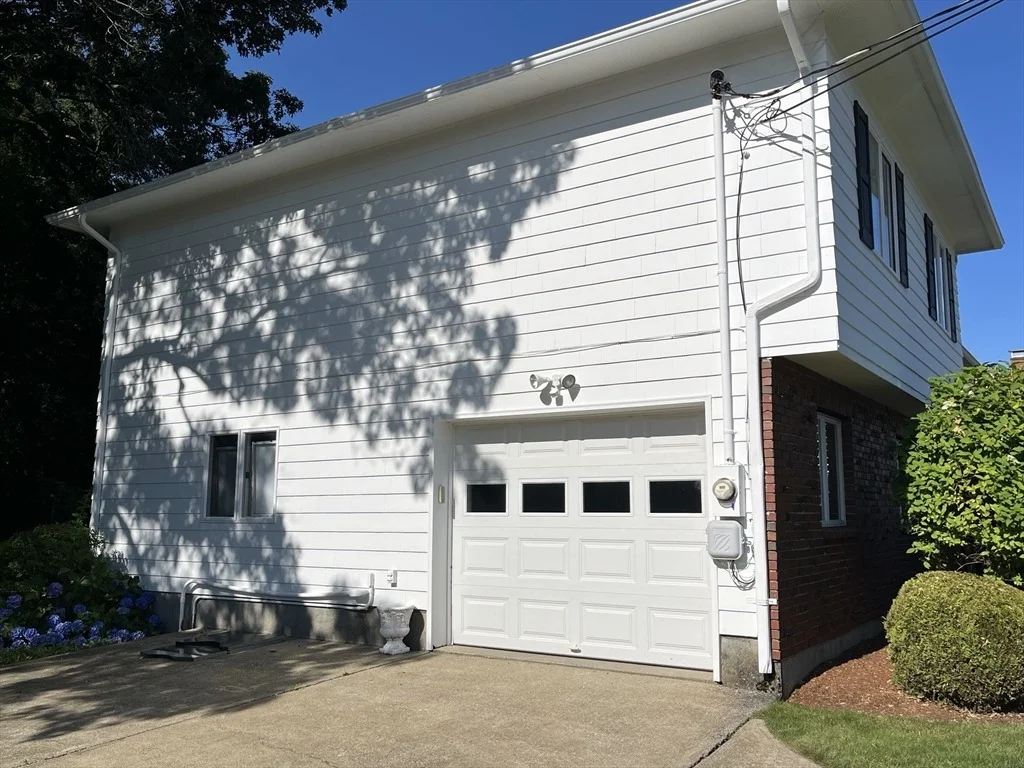 Photo of 19 Longbow Rd