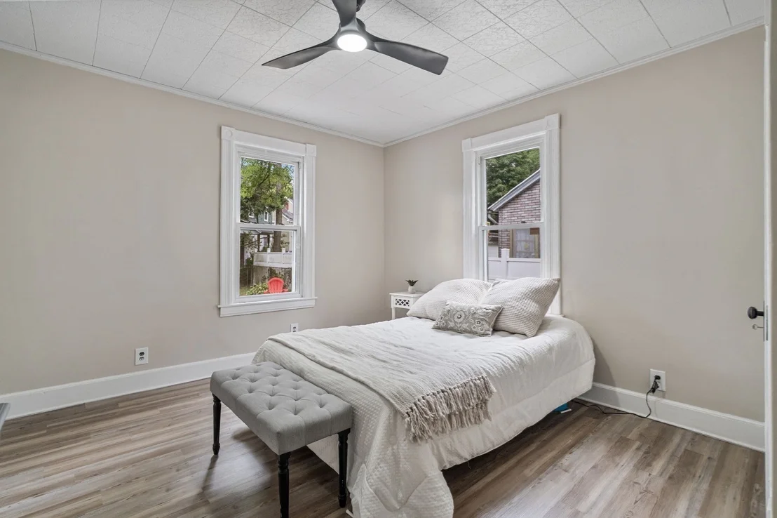 Photo of 615 White St