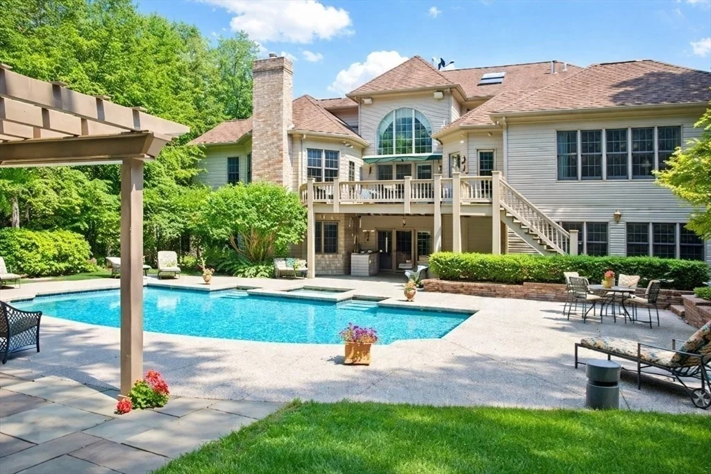 Photo of 20 Cobblestone Place