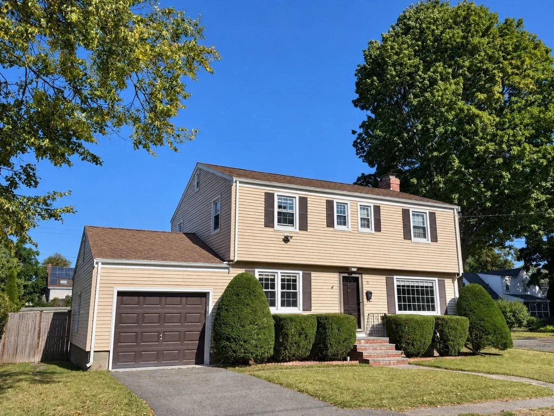 Photo of 15 Puritan Rd