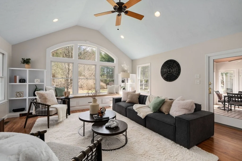 Photo of 16 Blacksmith Dr