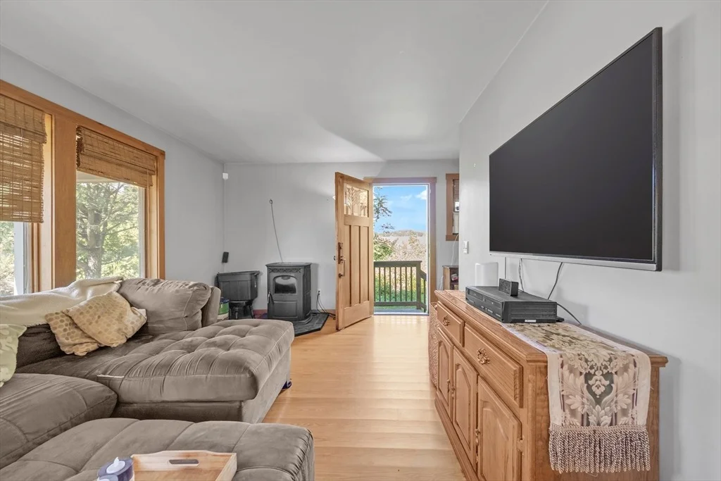 Photo of 40 Czesky Rd
