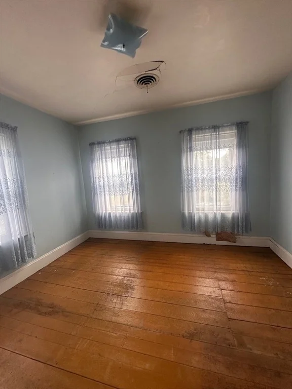 Photo of 20 Summit Ave