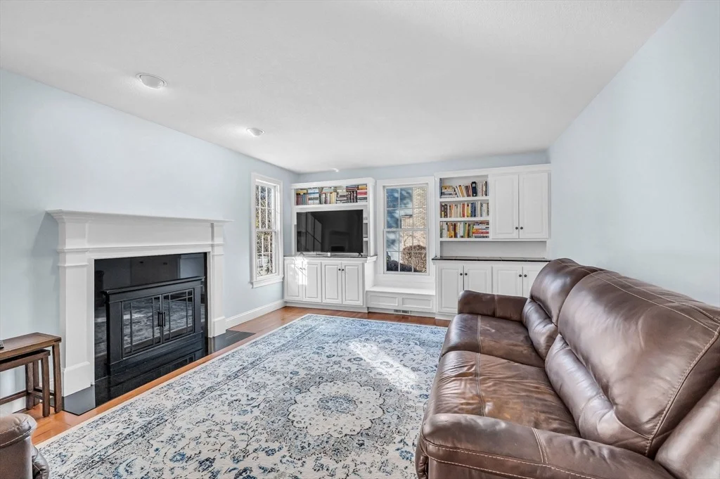 Photo of 171 Munger Hill Rd