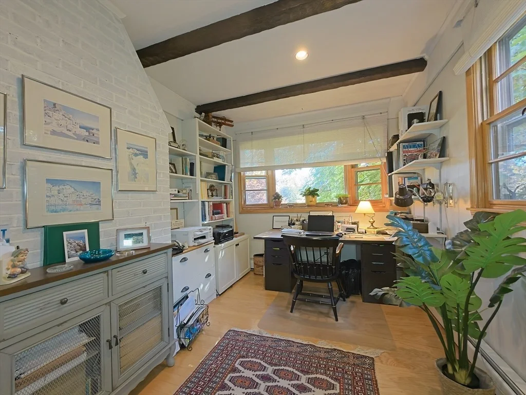 Photo of 101 Bellevue Rd