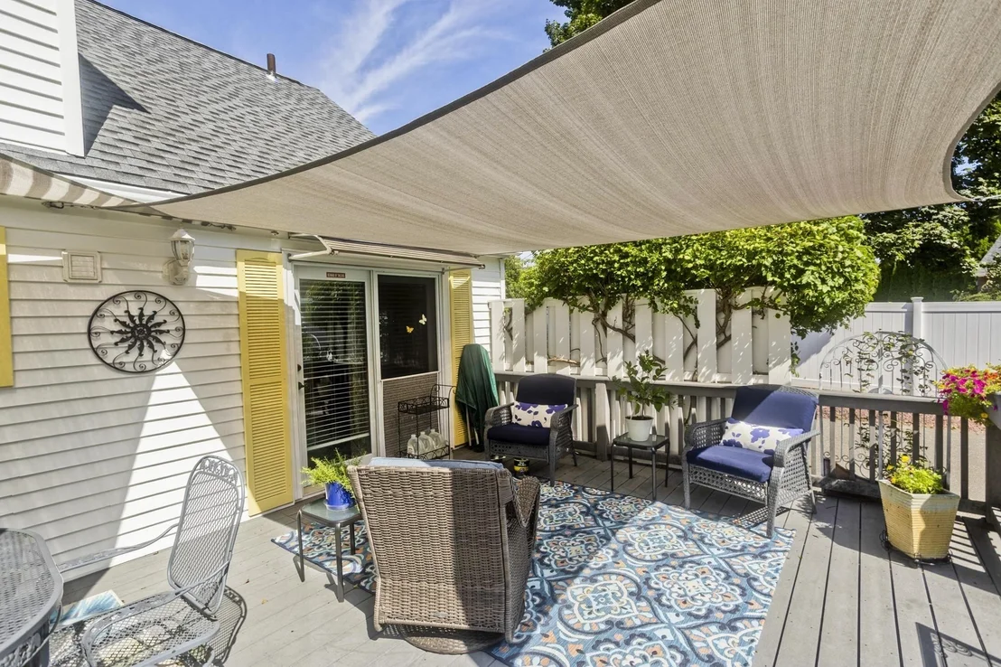 Photo of 65 Beauchamp Terr.