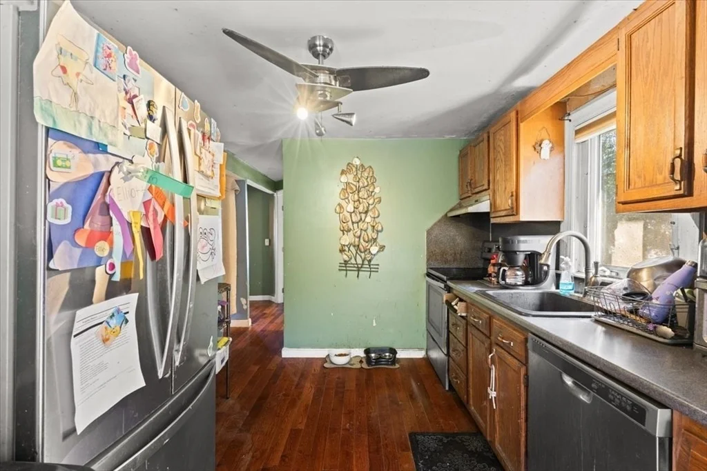 Photo of 293 Shaw St