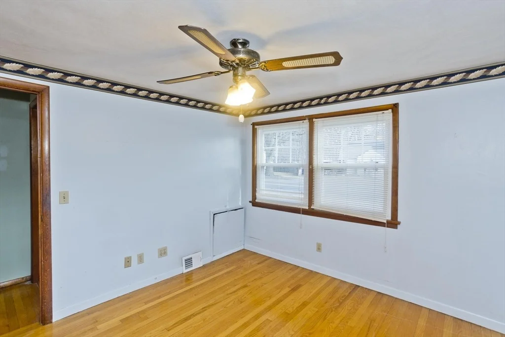 Photo of 185 East St