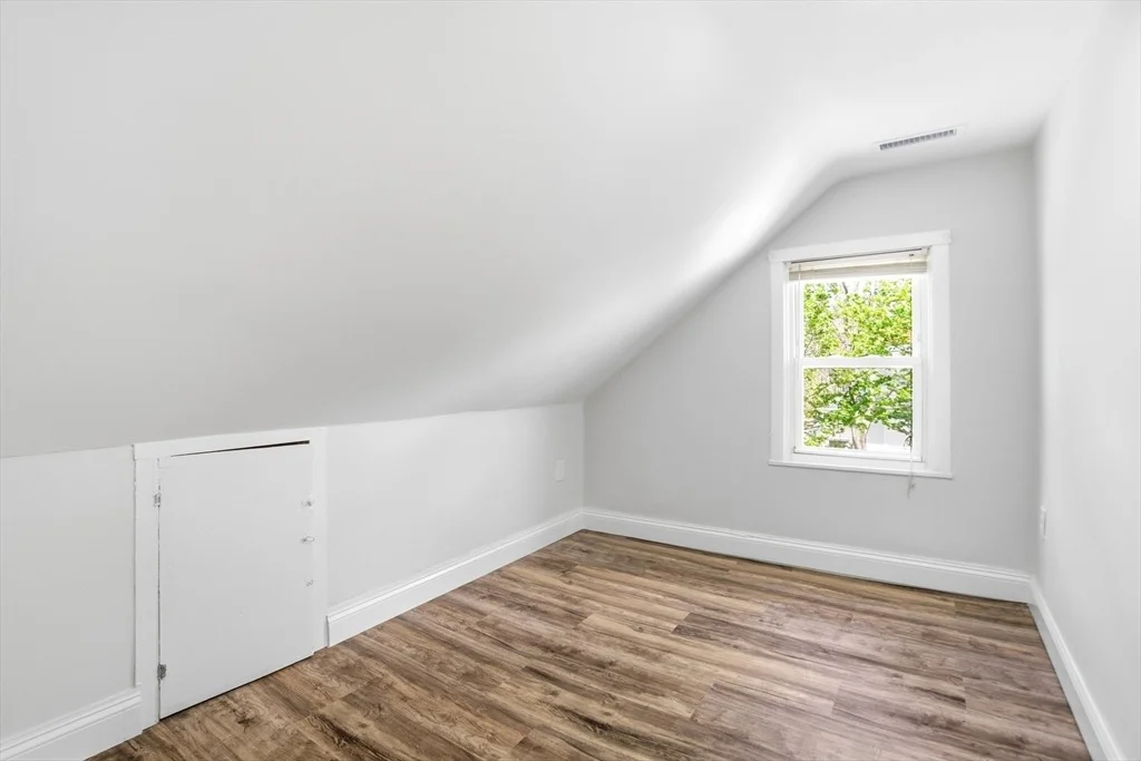 Photo of 304 High St