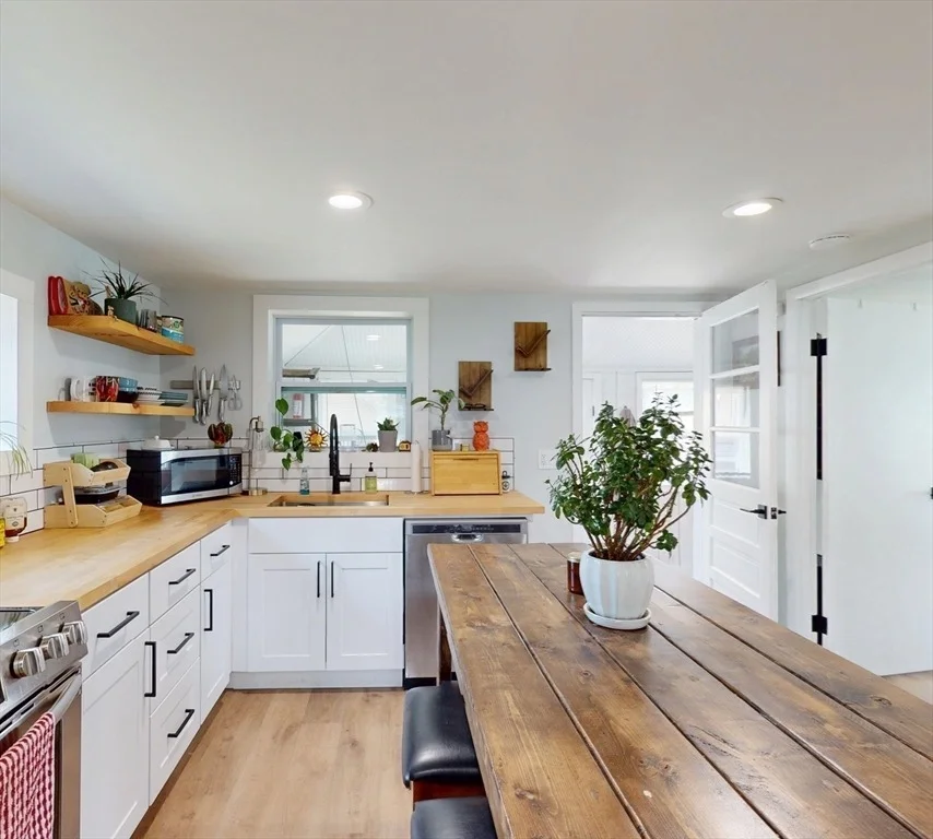 Photo of 89 Homer Ave