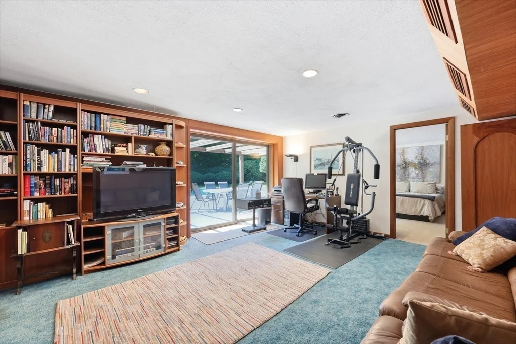 Photo of 200 Crestview Circle