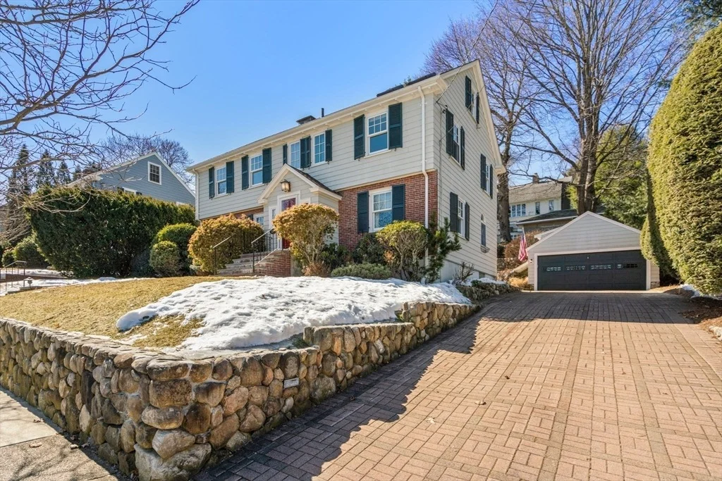 Photo of 72 Elizabeth Rd.