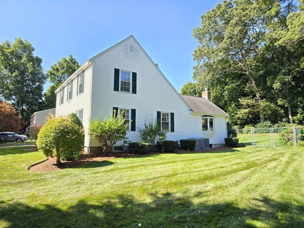 Photo of 42 Wayside Ln