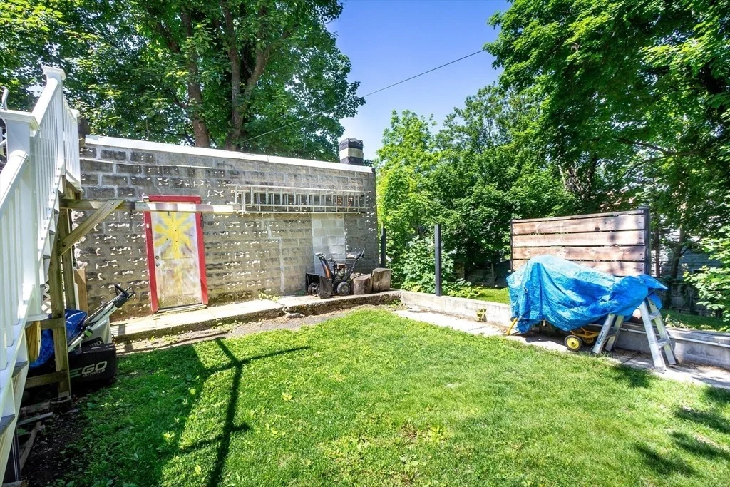 Photo of 287 Walnut Ave