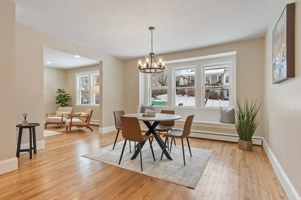 Photo of 130 Beverly Rd